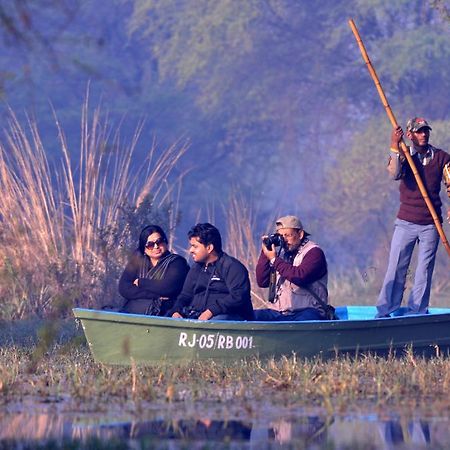 Hotel Bharatpur Ashok ภายนอก รูปภาพ
