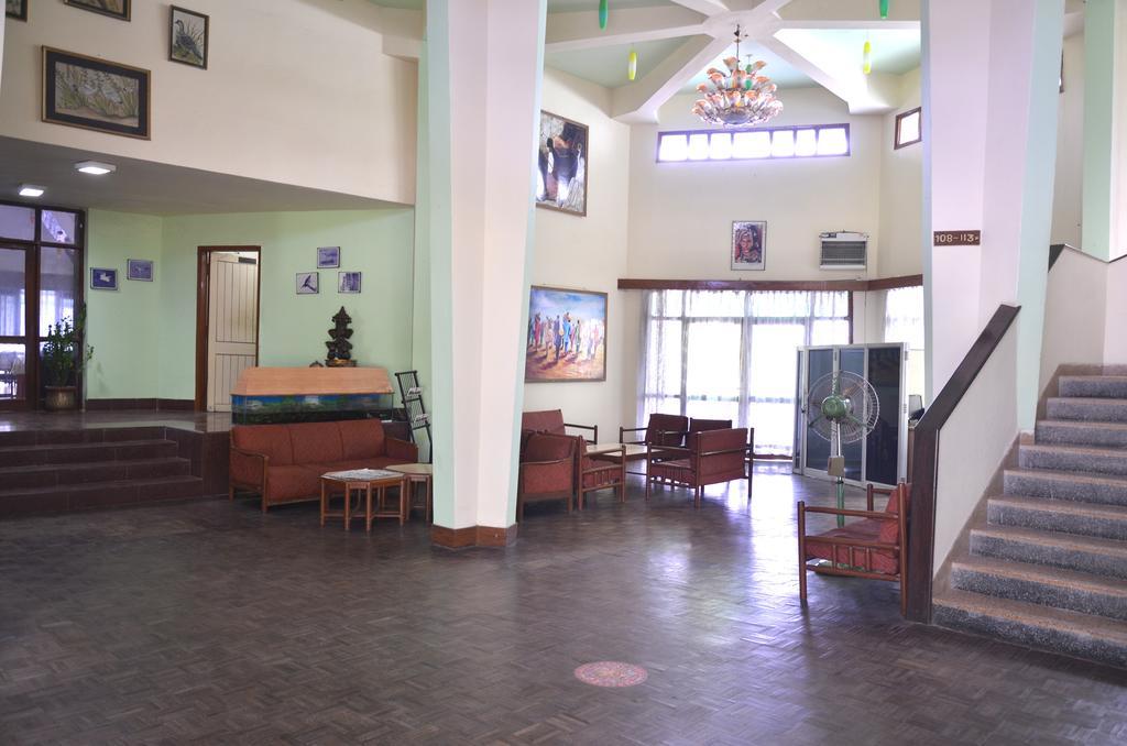 Hotel Bharatpur Ashok ภายนอก รูปภาพ