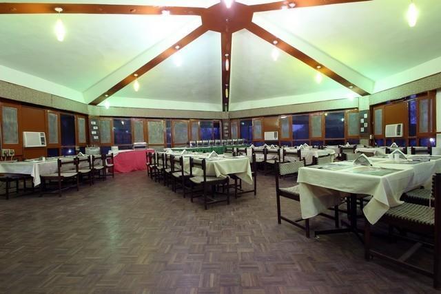 Hotel Bharatpur Ashok ภายนอก รูปภาพ